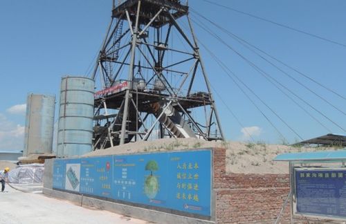 关于隧道工程中马头门施工要求,说法错误的是( )。