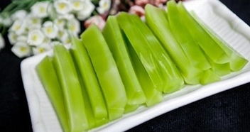 青笋和莴笋一样吗，青笋炒蛋的做法