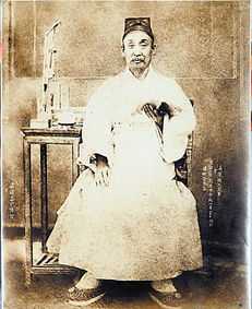 李昰应的生平简介