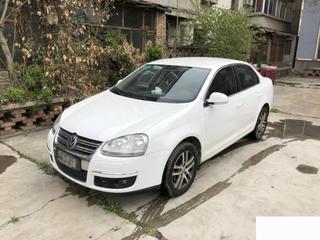 每月9000多,65岁,主要自驾游,买什么车合适?