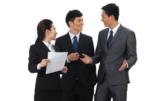 现代社交礼仪论文，现代社交礼仪的特征特点
