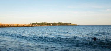 防波堤是指的什么?怎么防波的呢?