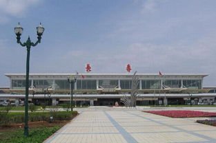 龙嘉机场客服电话24小时?