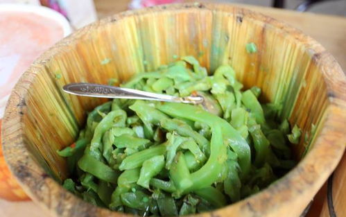 炒咸菜放盐巴歇后语下一句，炒咸菜放盐巴后面是什么歇后语