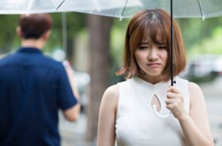 jealousy是什么意思，jealous是什么意思英语翻译成中文