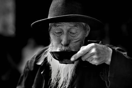 粗人的雅称，粗人预料