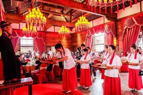 结发夫妻的结发是指什么
