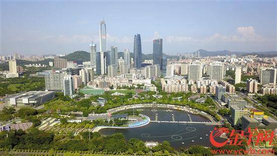 东莞国庆中心广场喷泉开放时间+中心广场怎么去