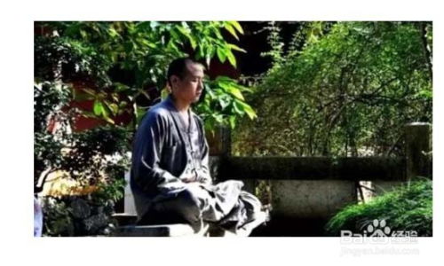 执拗的意思，固执的意思