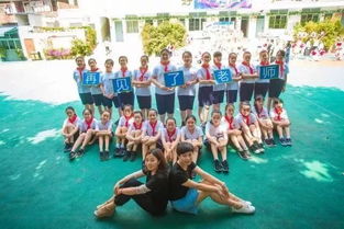 小学毕业祝福语，小学毕业朋友圈文案适合家长