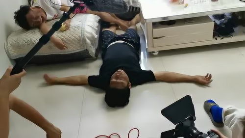 “触电的那种感觉”.这句歌词出自哪首歌?