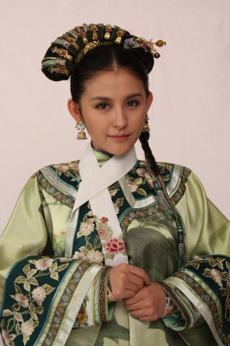叶澜依演员，叶澜依出场是第几集