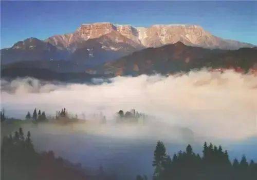 瓦屋山迷魂凼真相，瓦屋山迷魂凼图片