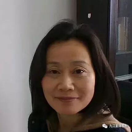 瑚什么意思?近义词和反义词是什么?英文翻译是什么?